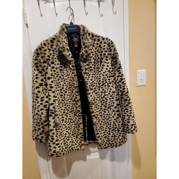 Victorias Secret Cheetah Faux Fur Coat XS Excellent - Picture 6 of 12